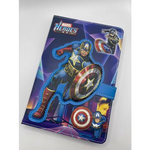 Блокнот Марвел 'Капитан Америка 'с цветными страницами, с застежкой на магните.